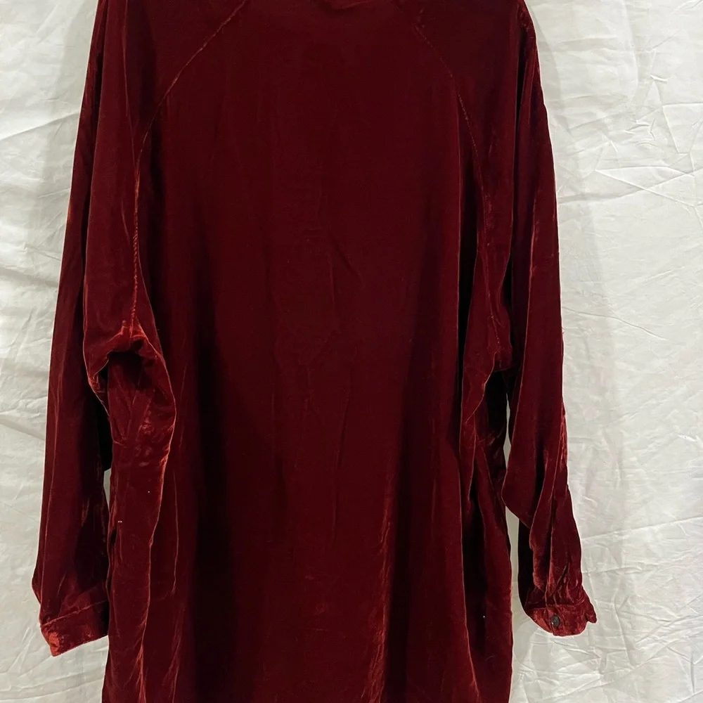 Natural Life Laid Back Velvet Button Down - Picture 5 of 9